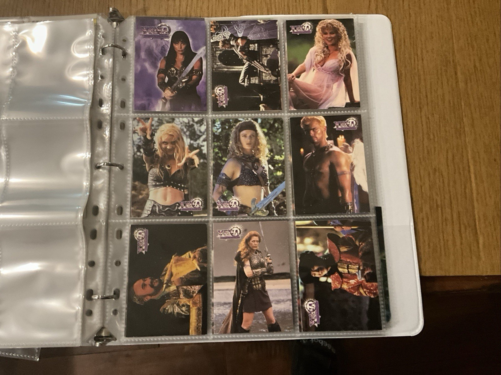XENA WARRIOR PRINCESS - SEASON 2 - TOPPS BASE CARD SET IN Binder Rare