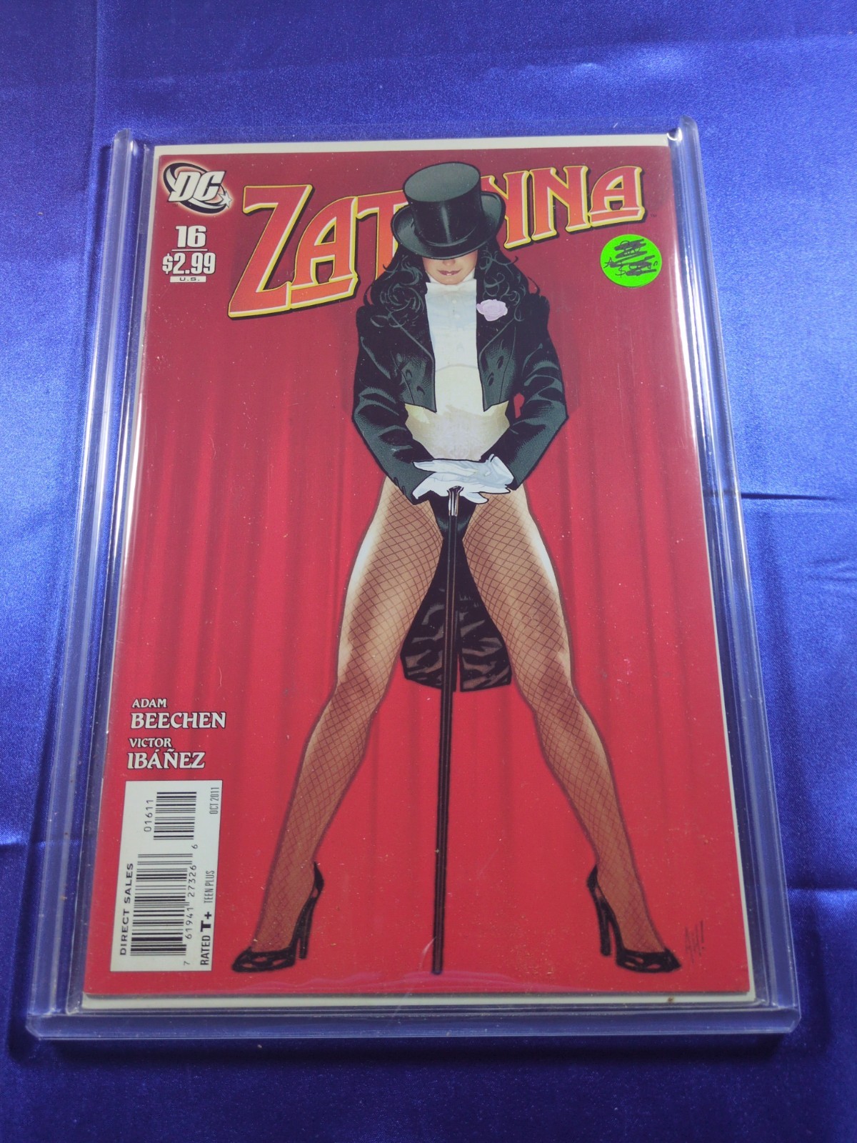 DC Comics Zatanna #16 Classic Adam Hughes Cover VF to VF+ Combine Shipping DC Comics Zatanna #16 Classic Adam Hughes Cover VF to VF+ Combine Shipping