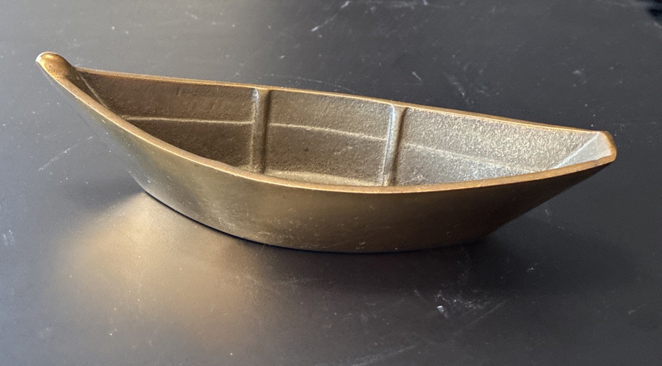 Vtg 1930's Wilcox Crittenden Brass Nautical Dory Ashtray Maritime  7.2 oz MARKED