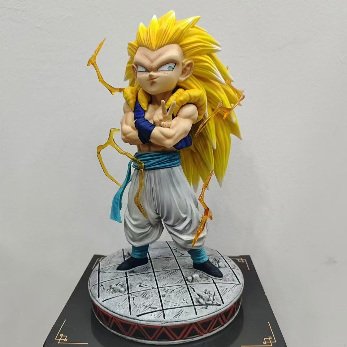 Dragon Ball Gotenks Super Saiyan 3 Anime Figure Glow in Dark Two Heads