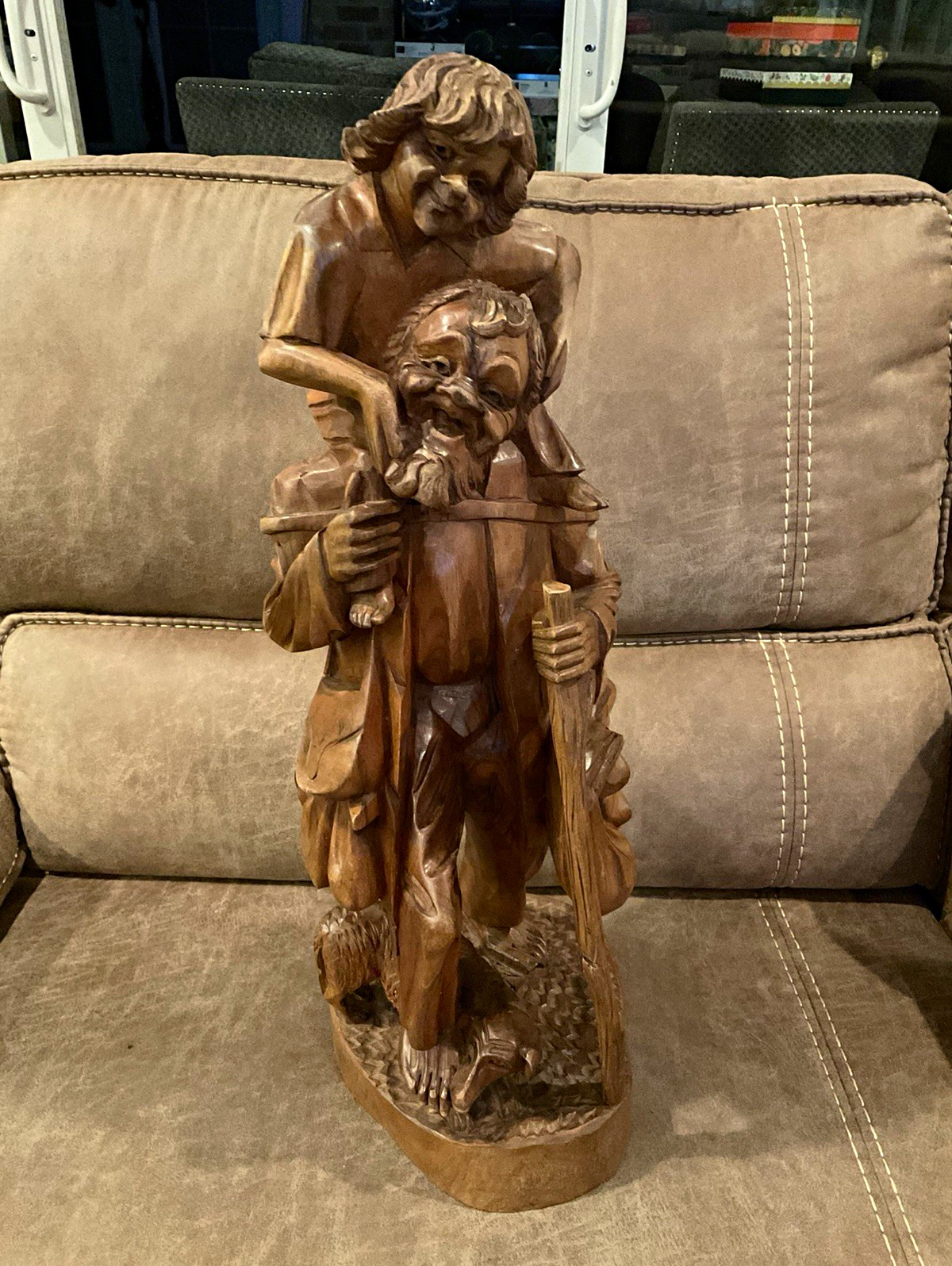 Vintage Hand Carved Ecuadorian Wooden Sculpture Vintage Hand Carved Ecuadorian Wooden Sculpture