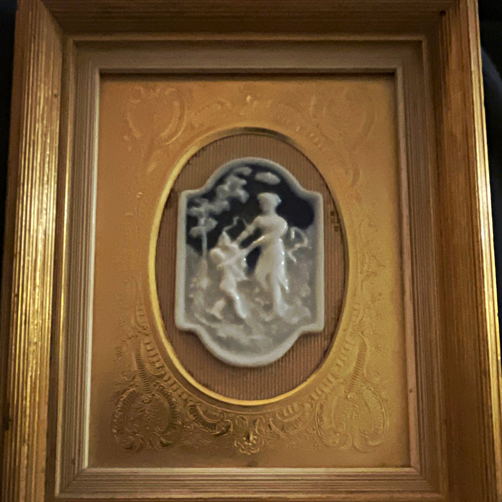 Sungott Art Studios Framed Genuine Limoges Cameo Gold Wood Rectangle Style 286
