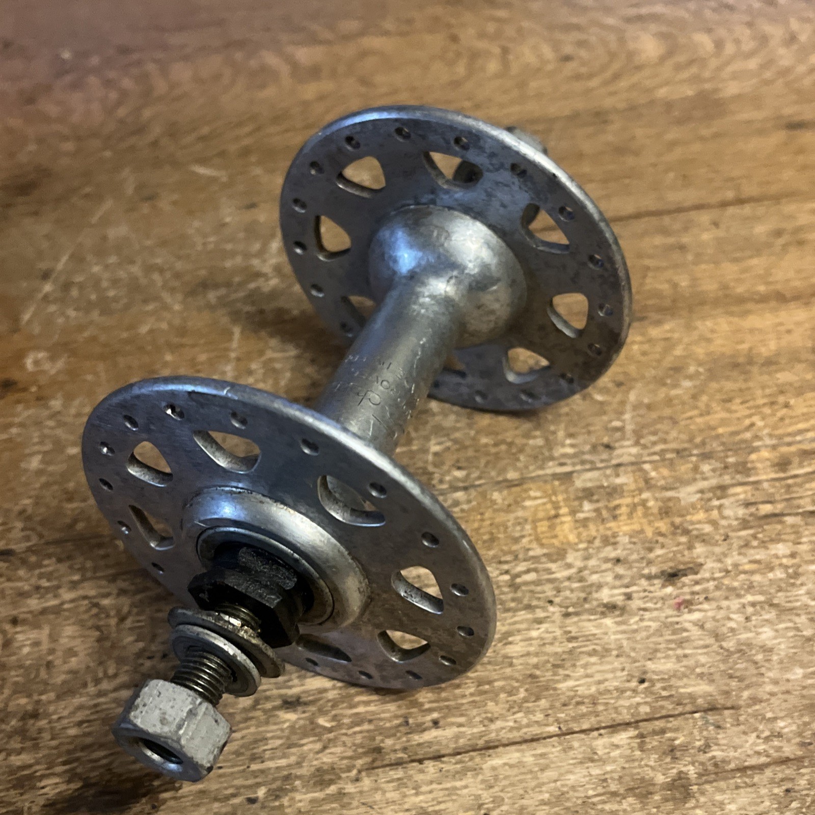 Vintage Schwinn Approved Front Hub Bolt On High Flange 36 H 100 mm OLD