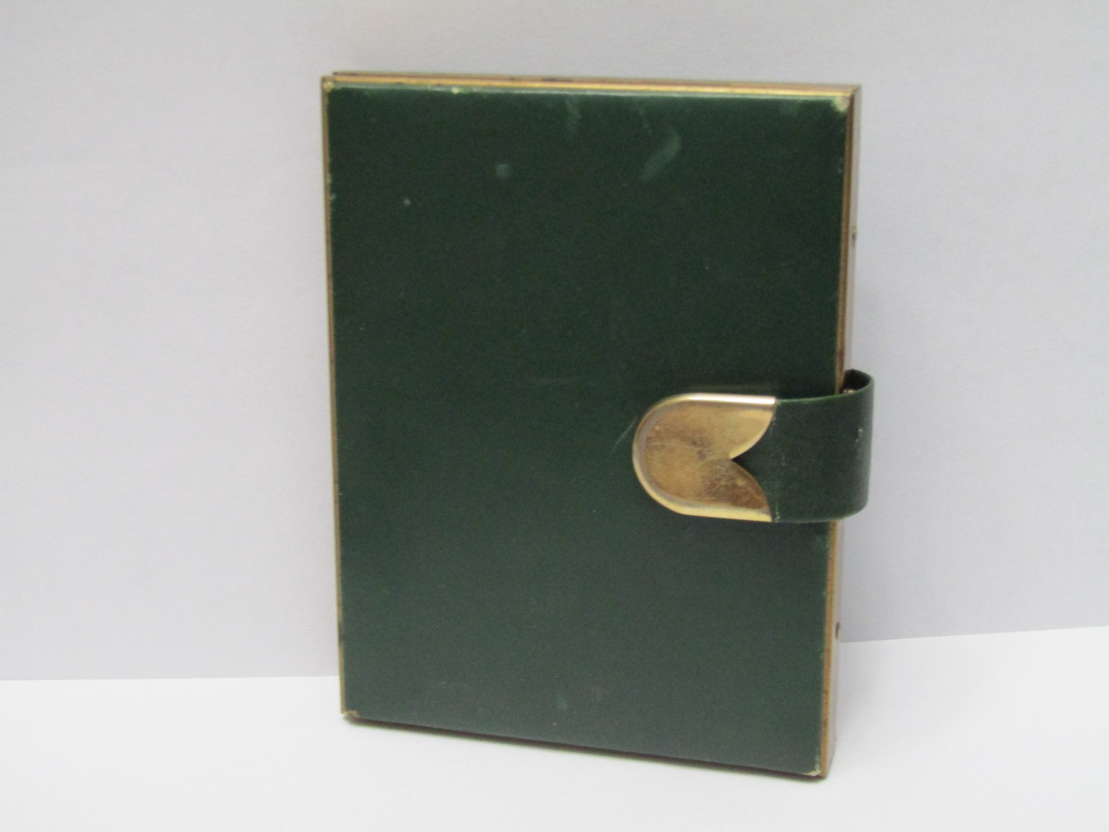 Vintage Beautiful Leather Brass Cigarette Case Ca. Early 1900\'s Vintage Beautiful Leather Brass Cigarette Case Ca. Early 1900\'s