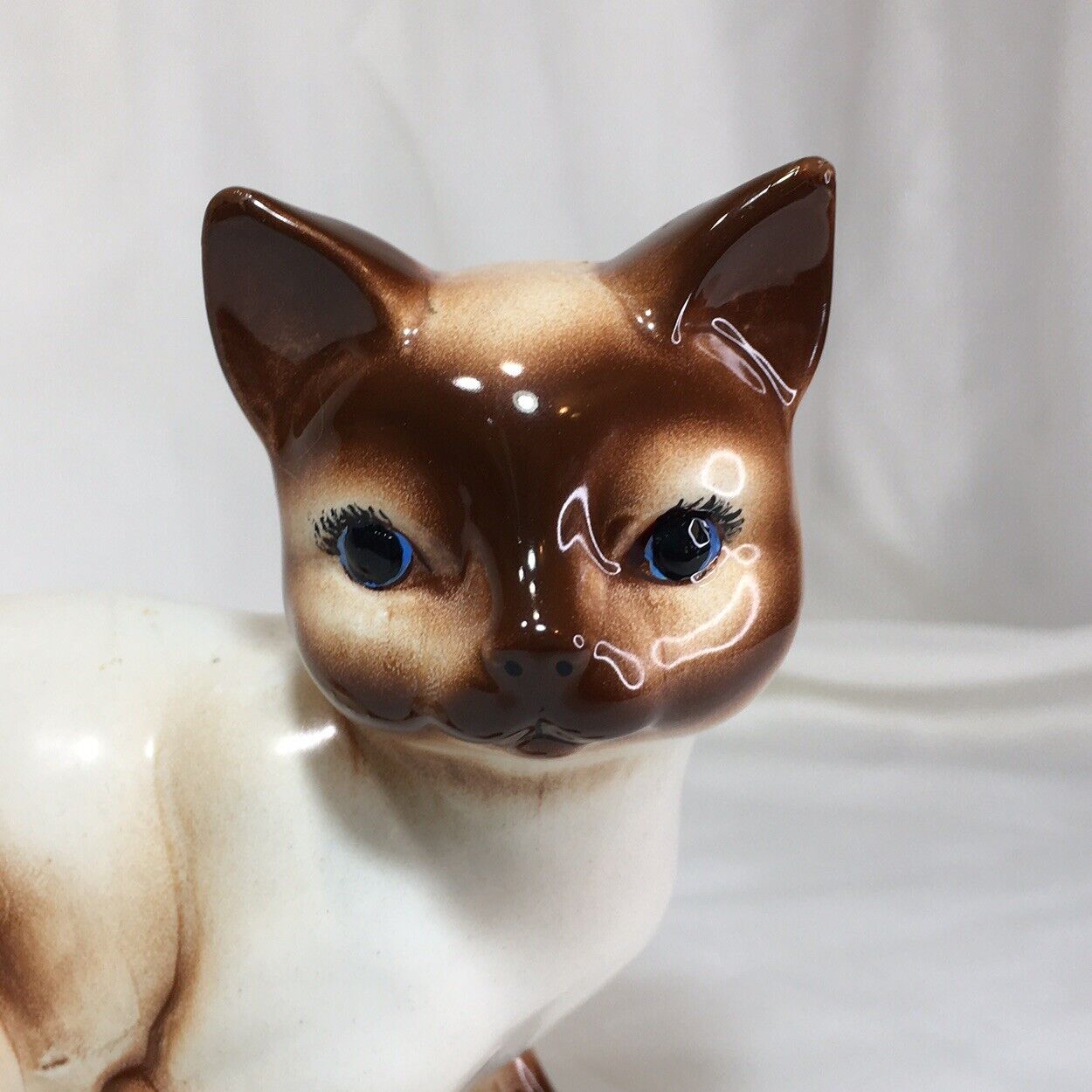 5.5” Siamese Cat Figurine, Vintage Ucgaco, Japan, Porcelain, Deco Collectible❤️