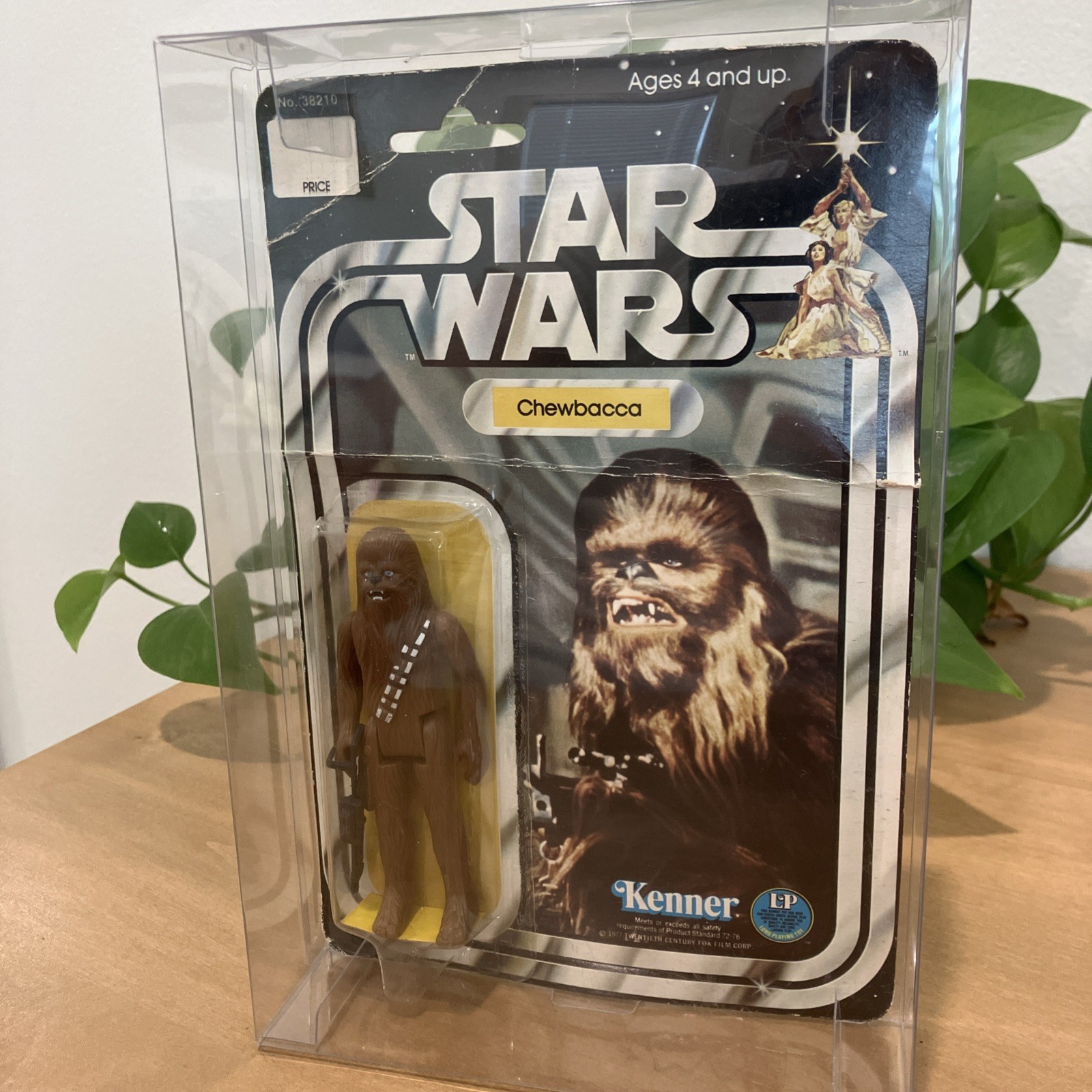 Kenner Vintage Star Wars Chewbacca Action Figure 1977 MOC 12 Back Card Carded