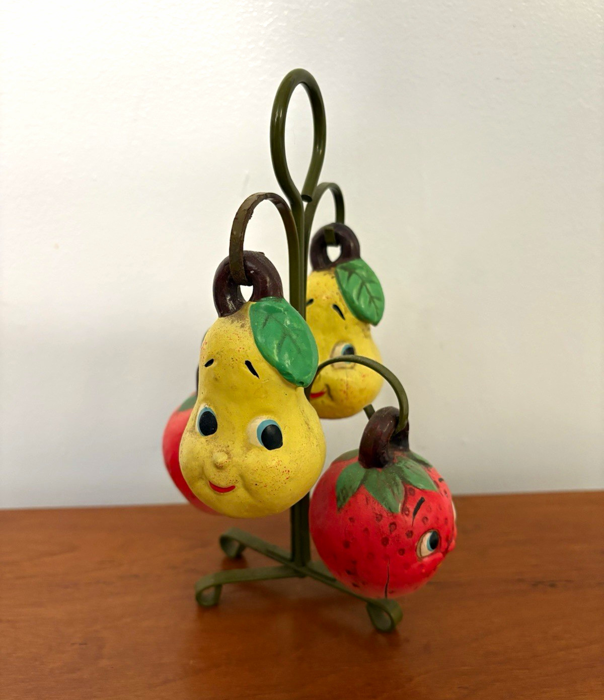 Vintage anthropomorphic strawberry & pears salt and pepper shakers hanging Japan