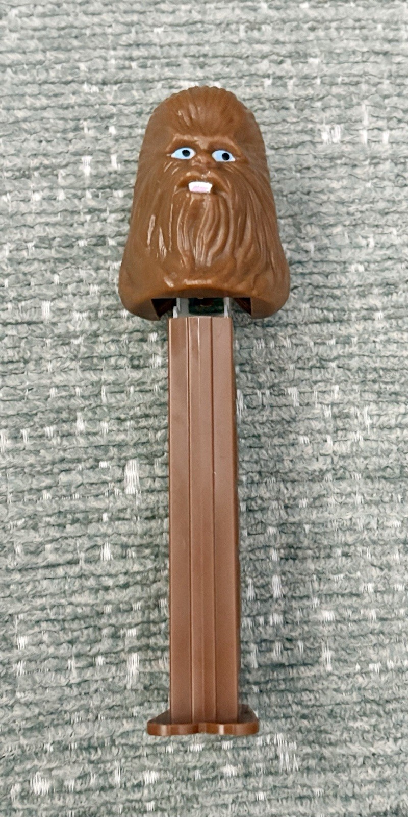 Vintage 1997 Chewbacca Pez Dispenser Star Wars Retired 