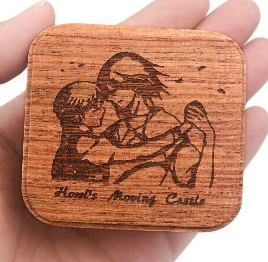 HOWLS MOVING CASTLE WALNUT MUSIC BOX : MERRY GO ROUND OF LIFE 