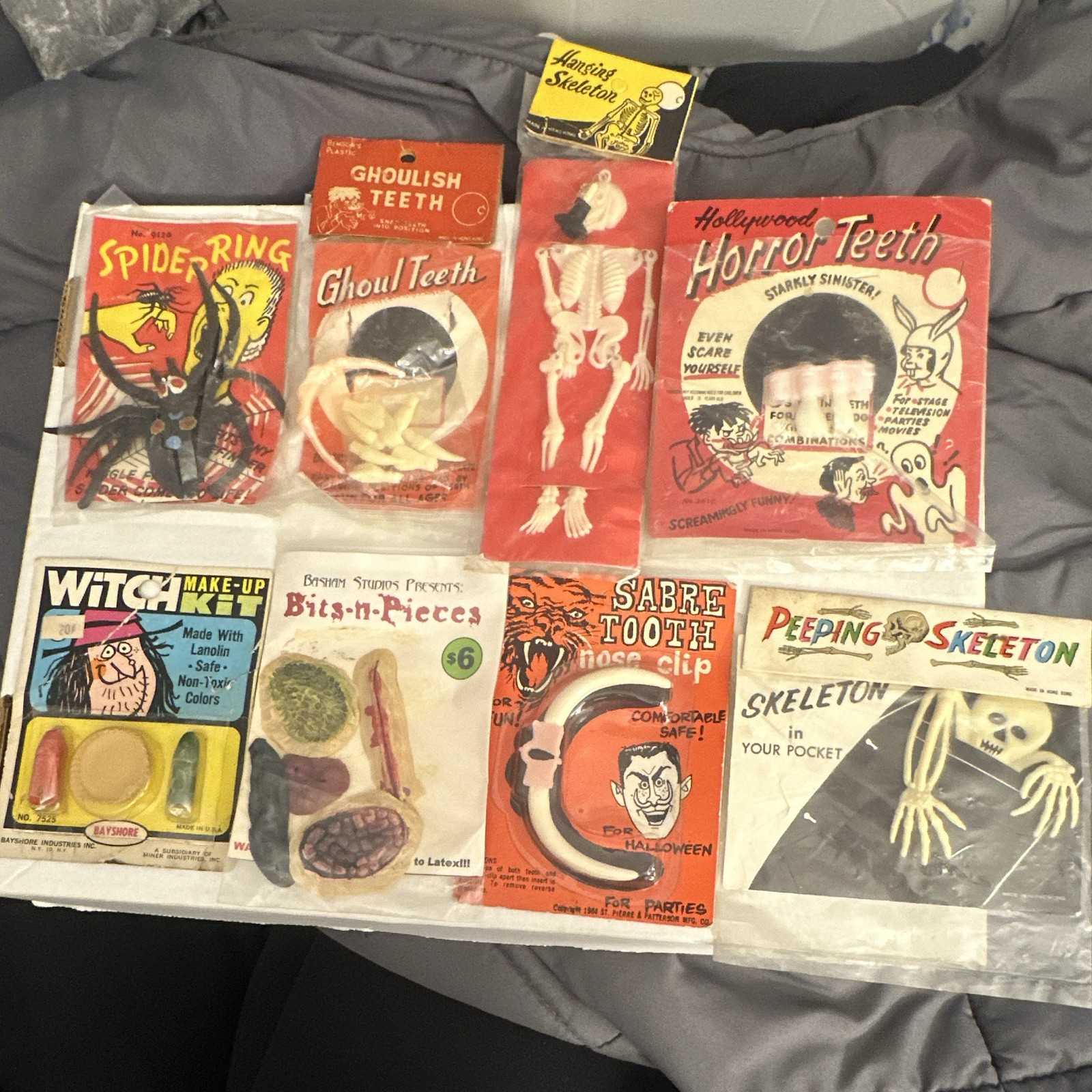 Vintage 1960s Halloween Novelty Lot 8pc NOS Bengor Bayshore Hollywood Horror