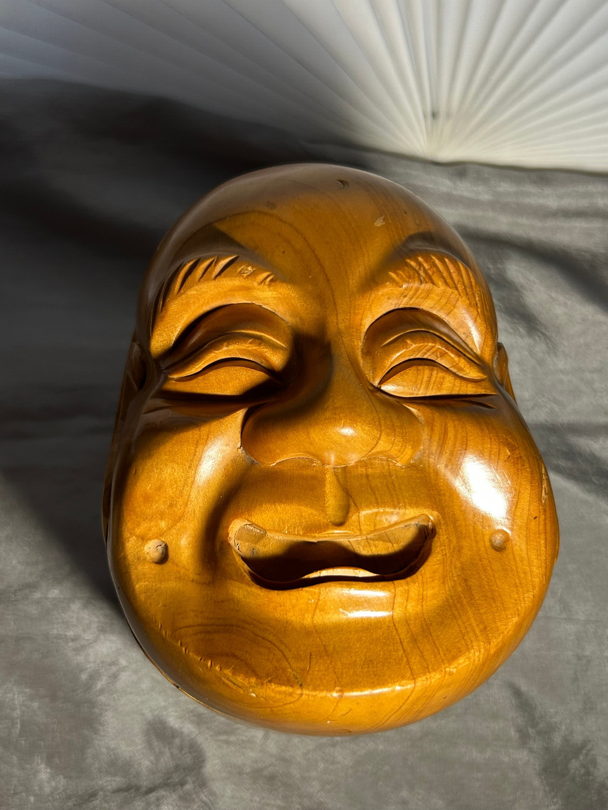 VINTAGE DEEP CARVED CHINESE MAN'S HEAD BOX -6.5 VINTAGE DEEP CARVED CHINESE MAN'S HEAD BOX -6.5