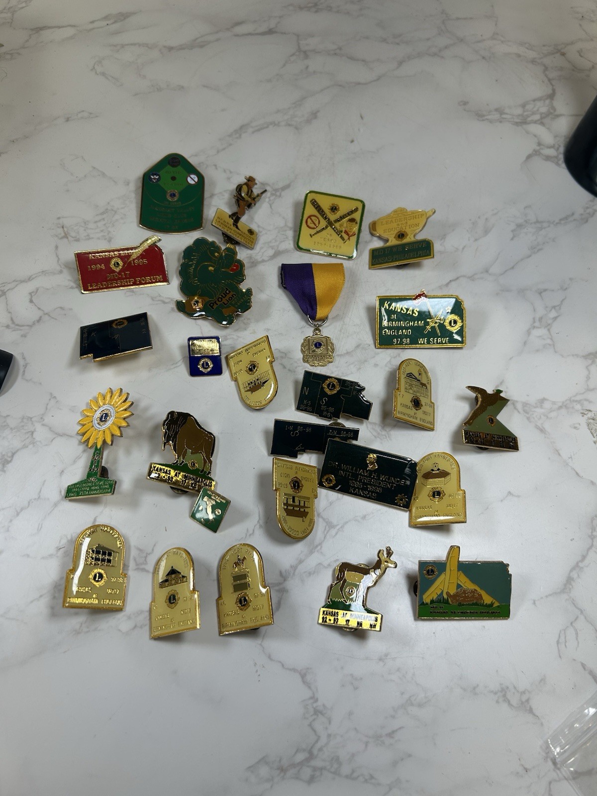 Lions Club Lot Of 26 Loyal Pin & Various Lions Club Pin Lapel Lot Mostly Kansas Lions Club Lot Of 26 Loyal Pin & Various Lions Club Pin Lapel Lot Mostly Kansas