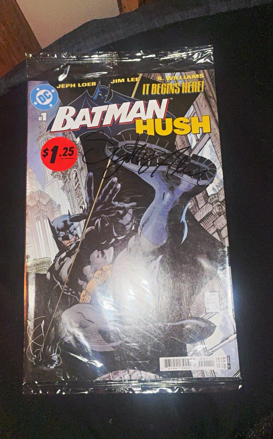 DC Comics Batman: Hush #1 (2001) Signed Jeph Loeb Jim Lee Cover
