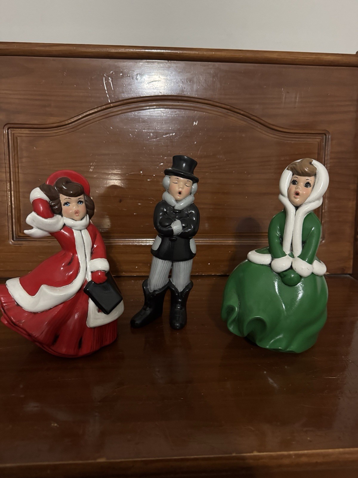 Vintage Ceramic Atlantic Mold Hand Painted Christmas Carolers (3) Holiday 9”