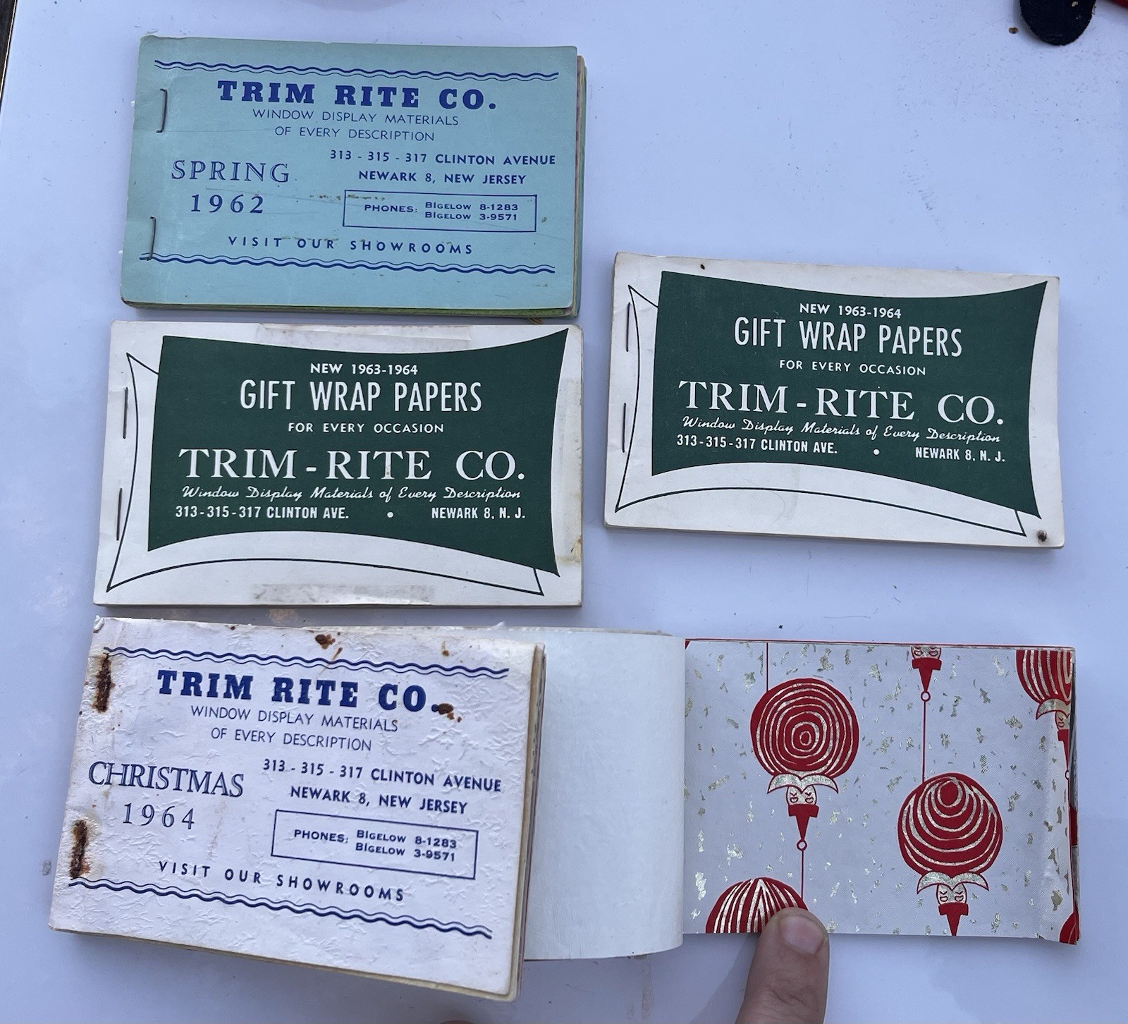 Lot Of Vintage 1960s Christmas Gift Wrap Sample Books