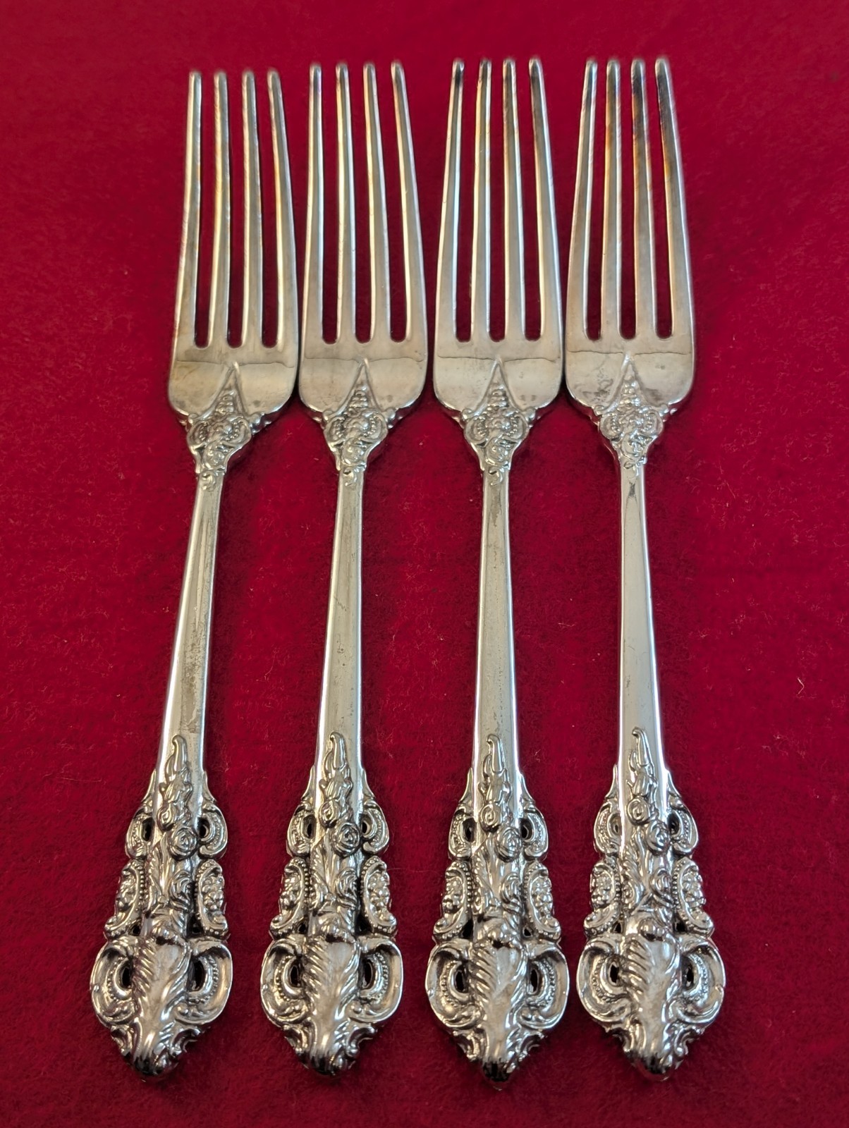 Lot Of 4 Grand Antique Silverplate Pierced Handle Dinner Forks China Silverware