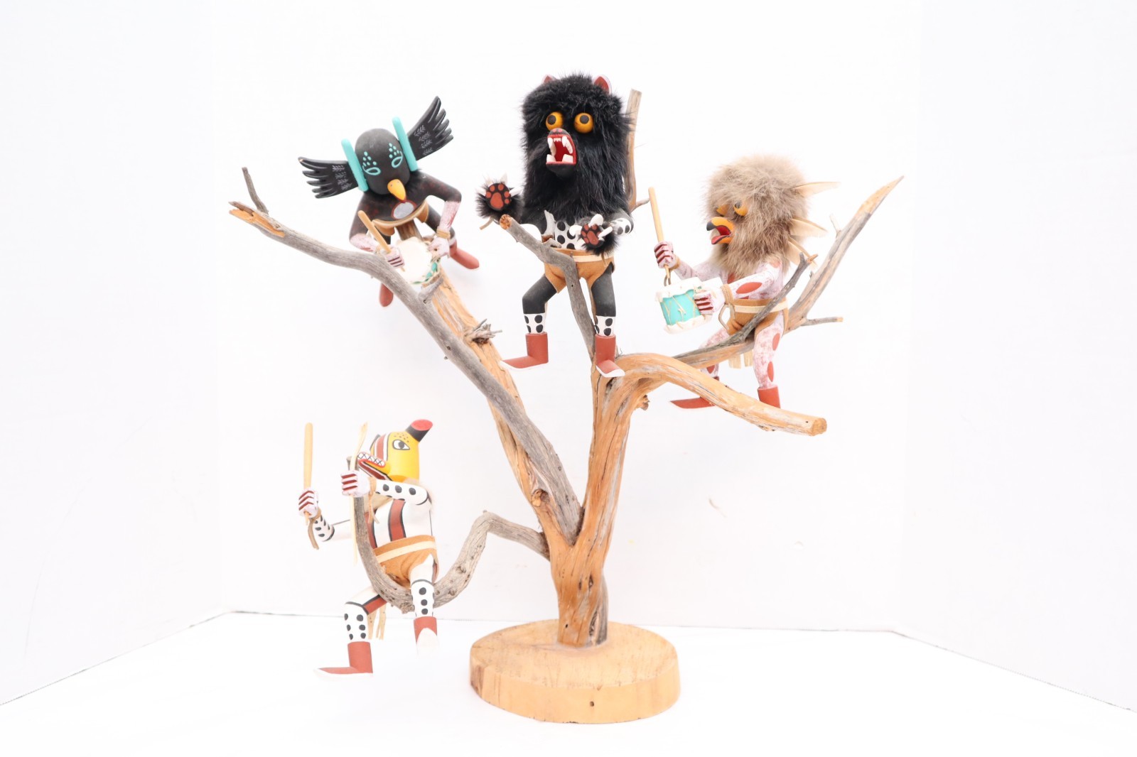 VTG Hopi Pueblo Kachina Doll Scene Native American Climbing TREE Sculpture 22