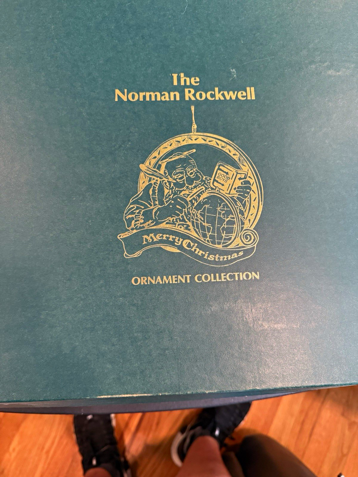 The Norman Rockwell Ornament Collection Christmas Round Hanging Ornament The Norman Rockwell Ornament Collection Christmas Round Hanging Ornament