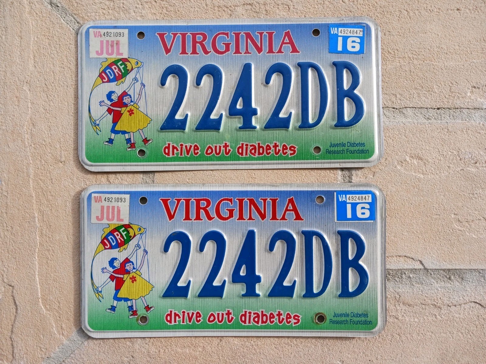 Virginia JUVENILE DIABETES RESEARCH JDRF Tin License Plate Set TAG # 2242DB Virginia JUVENILE DIABETES RESEARCH JDRF Tin License Plate Set TAG # 2242DB