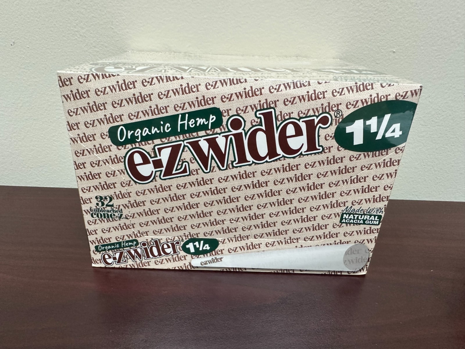EZ Wider Organic Cones 1-1/4 Size - 32 Packs - 12 Cones Per Box Sealed