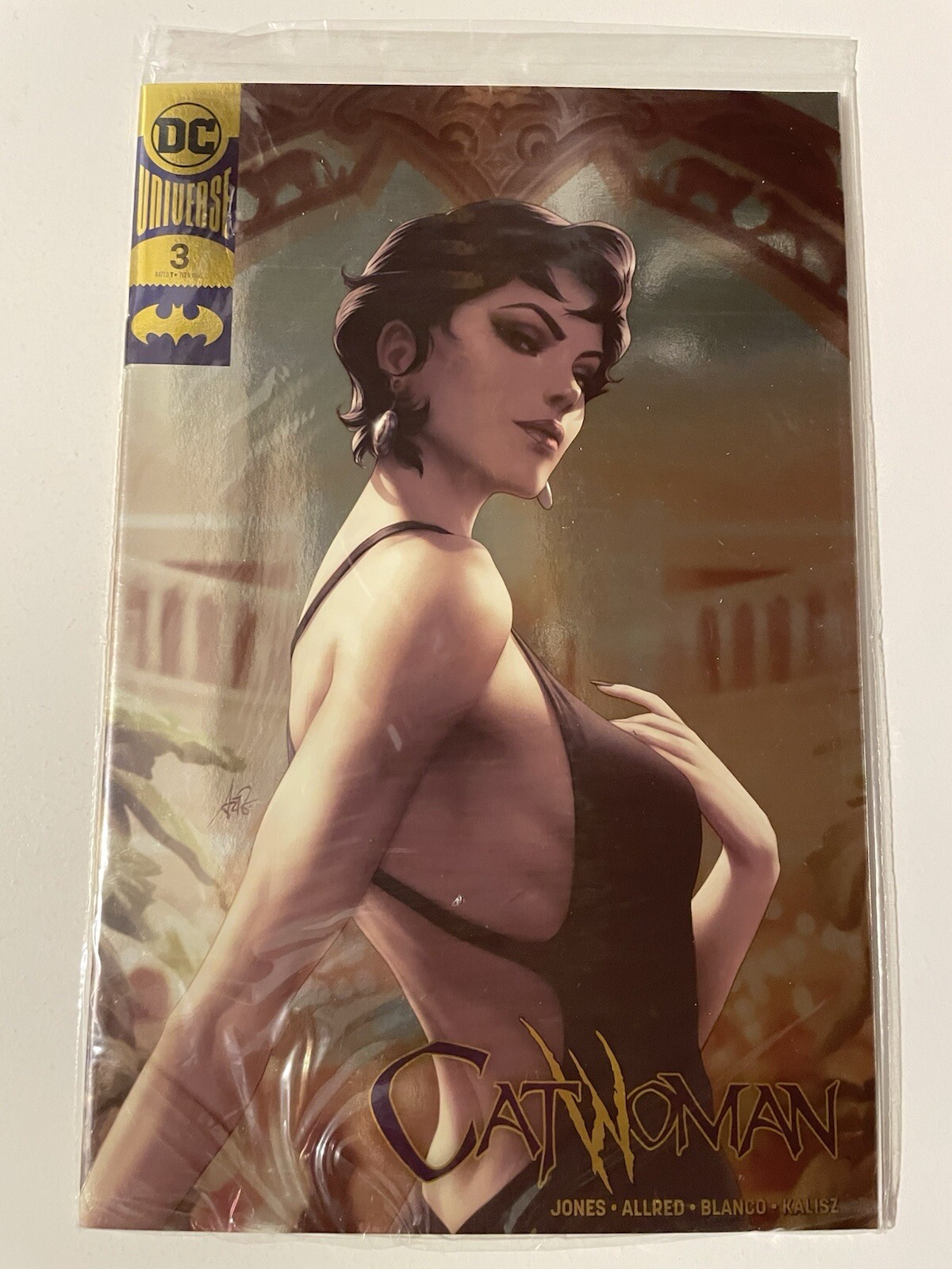 Polybagged Catwoman 3 DC Boutique Exclusive Artgerm Gold Foil Cover DC Comics