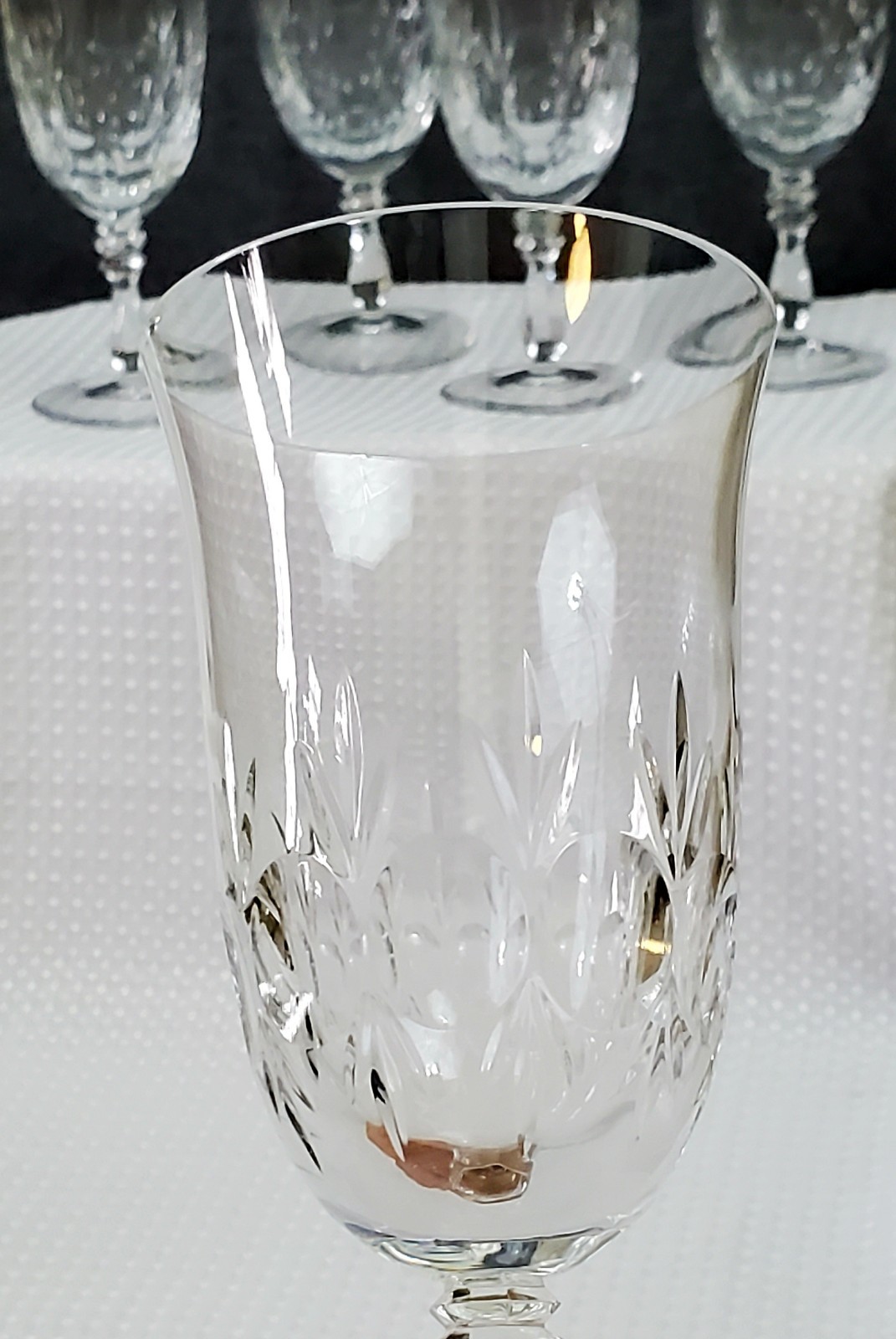 Mikasa Cameo Iced Tea Glass / Elegant Blown Cut Crystal - Set of 4 - Nice Mikasa Cameo Iced Tea Glass / Elegant Blown Cut Crystal - Set of 4 - Nice