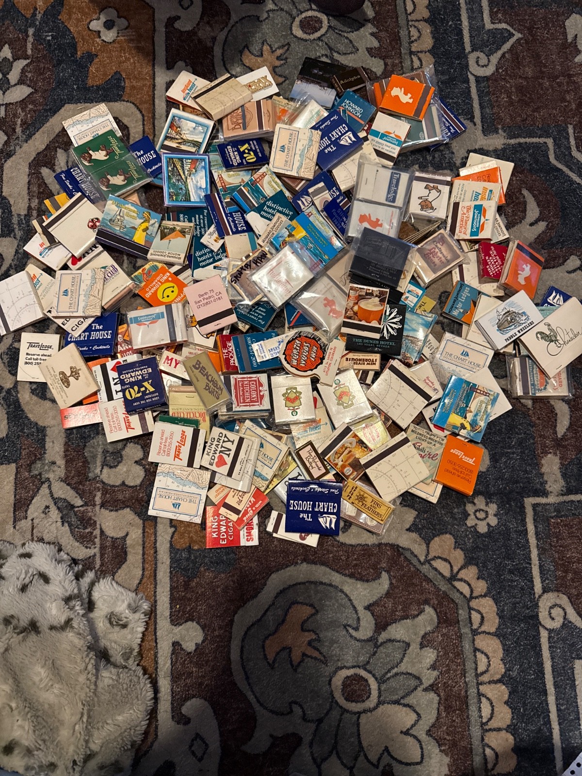 Massive Vintage Unstruck Matchbook Collection Lot 100+ Las Vegas Casinos SF Whar