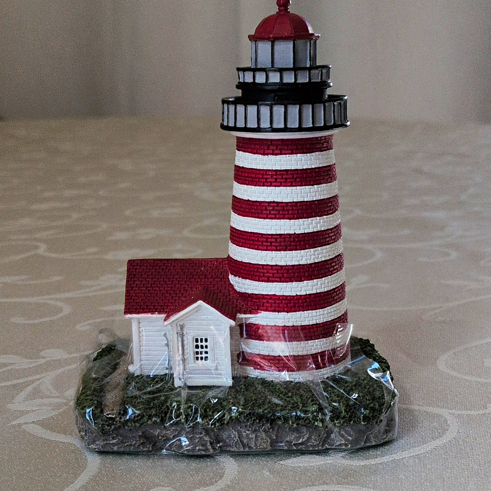Geo. Z. Lefton Historic American Lighthouse West Quoddy Head Resin 1999 CCM12429