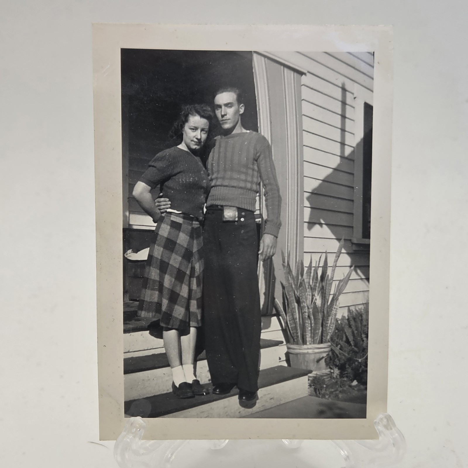 Vintage 1940s Photo Stylish Young Couple on Porch 2x3in Snapshot