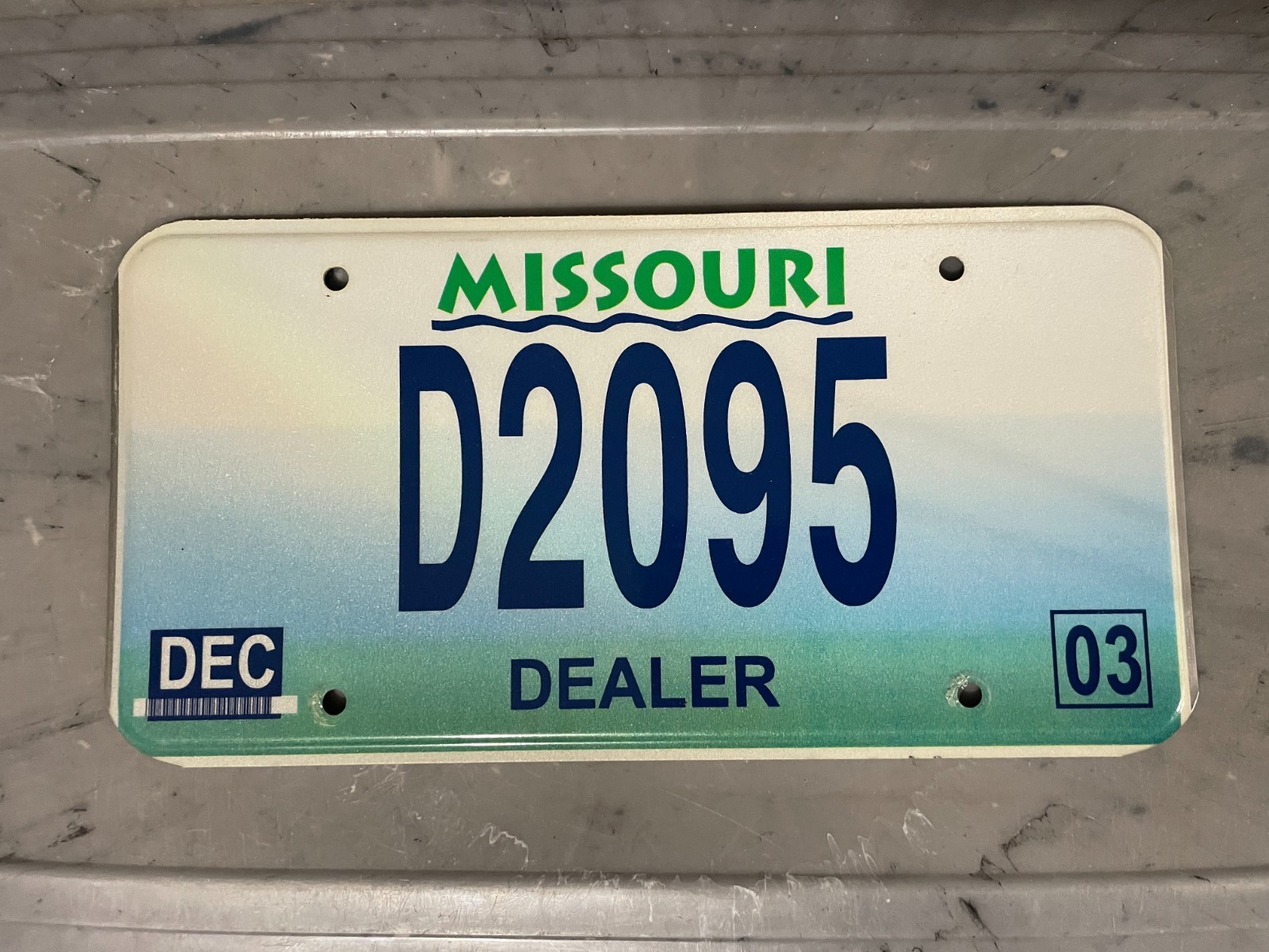 2003 MISSOURI LICENSE PLATE 03 DECEMBER D2095