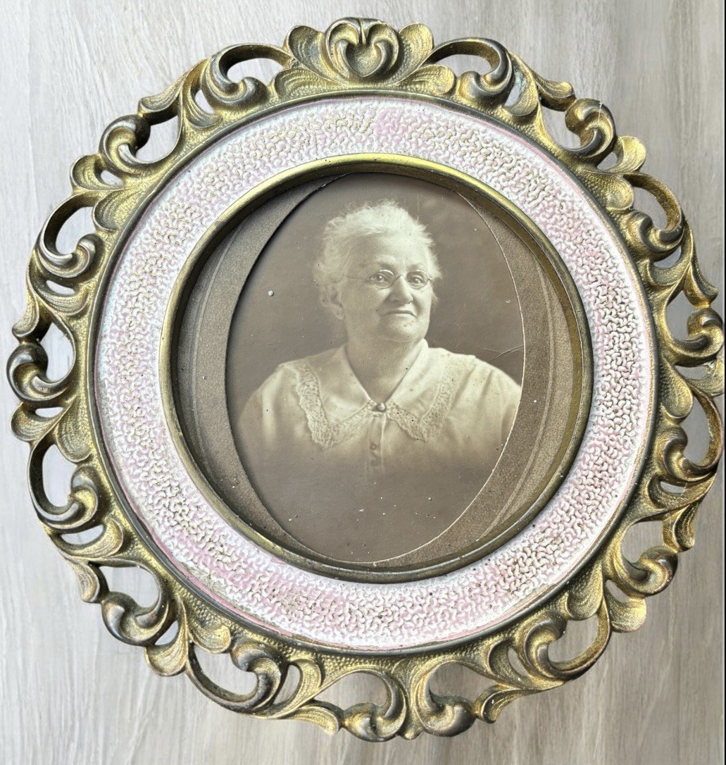 NB & IW Antique Photo Frame Easel Back Ornate Baroque National Brass & Iron Work NB & IW Antique Photo Frame Easel Back Ornate Baroque National Brass & Iron Work
