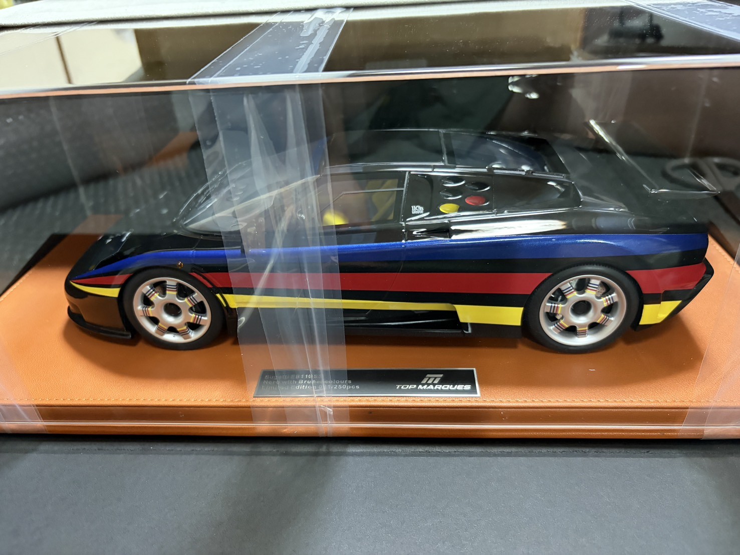 1/12 Bugatti EB110 SS Black Brunei Livery Diecast TOP12 42D Japan 1/12 Bugatti EB110 SS Black Brunei Livery Diecast TOP12 42D Japan