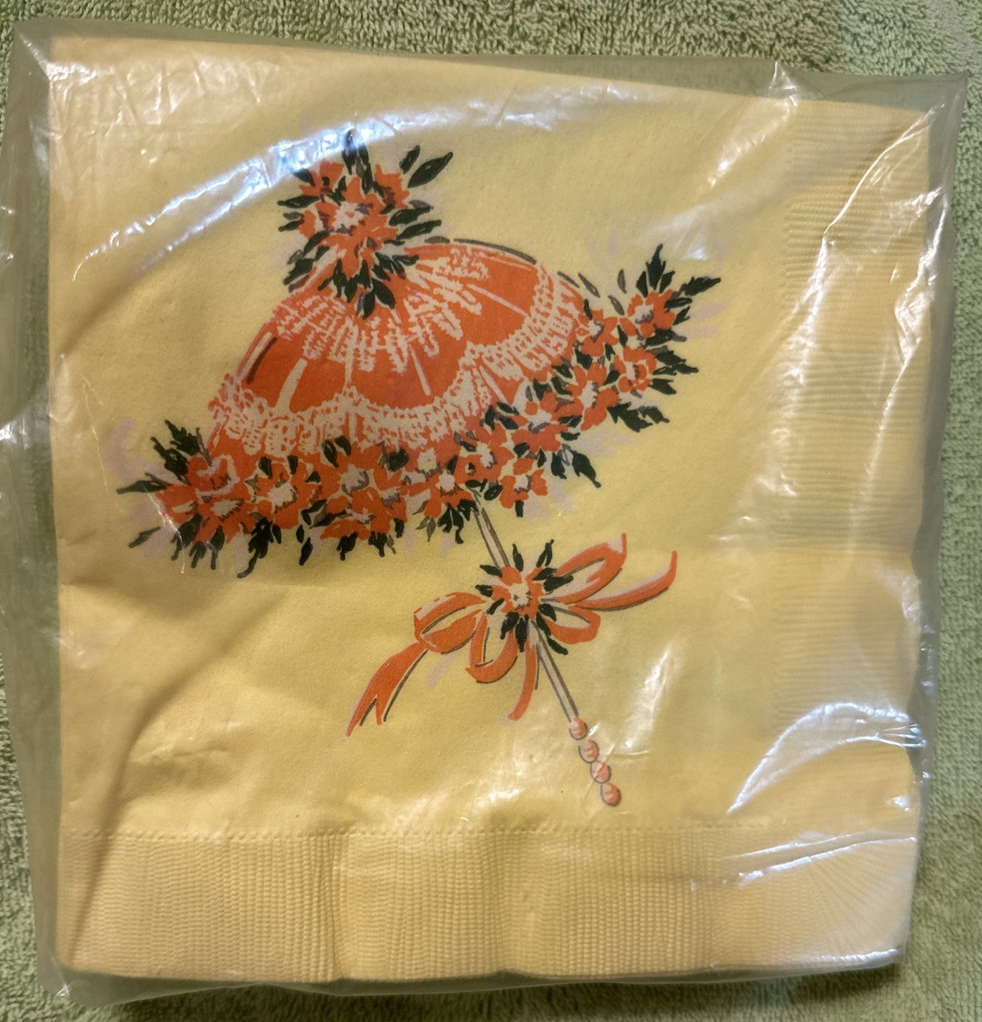 1970’s Vintage Napkin Pack Parasol, Pack Of 19, Yellow Vintage Two Ply Contempo