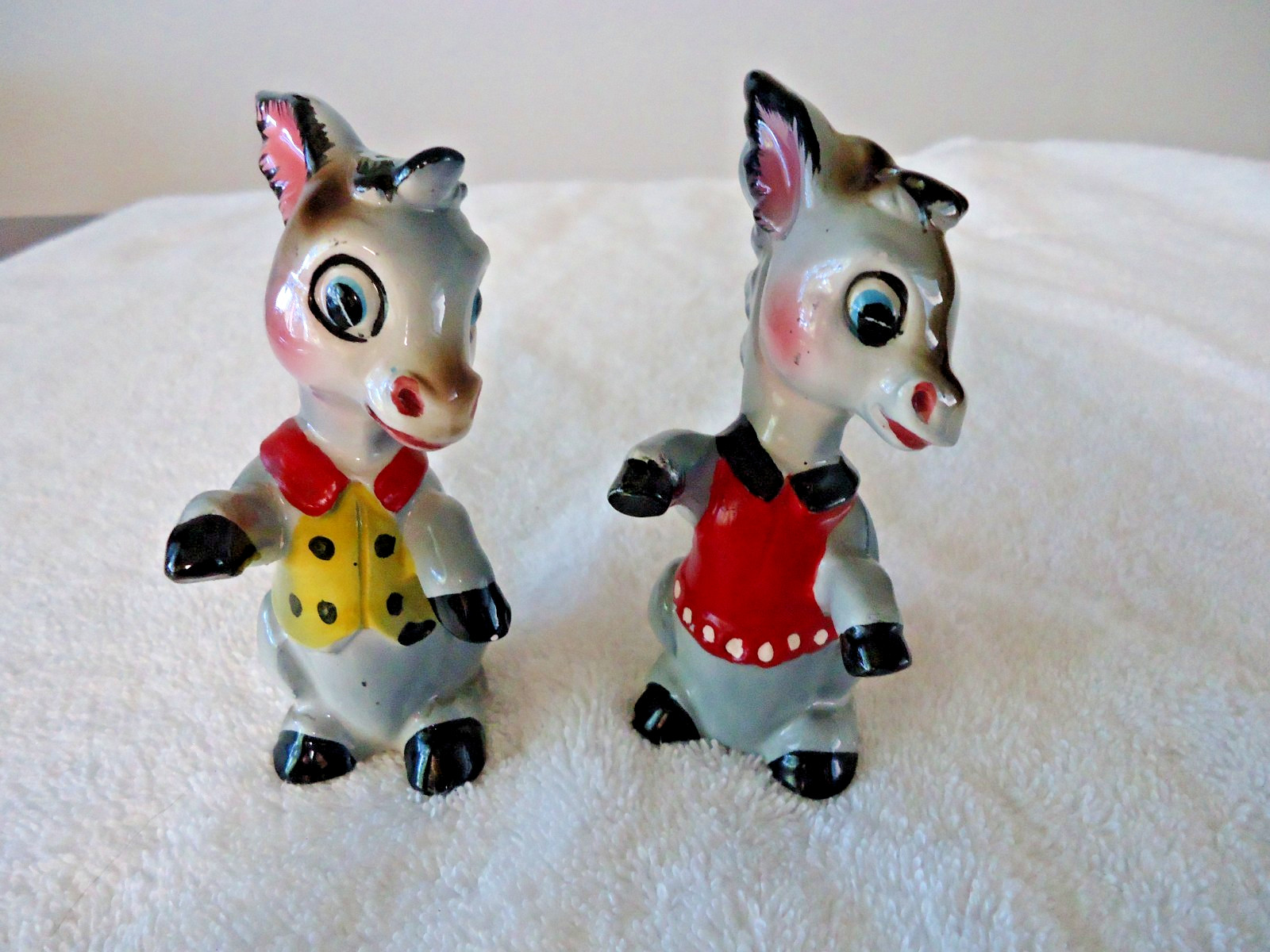 Vintage 1950s  Donkey  Salt Pepper Shakers Ceramic Japan