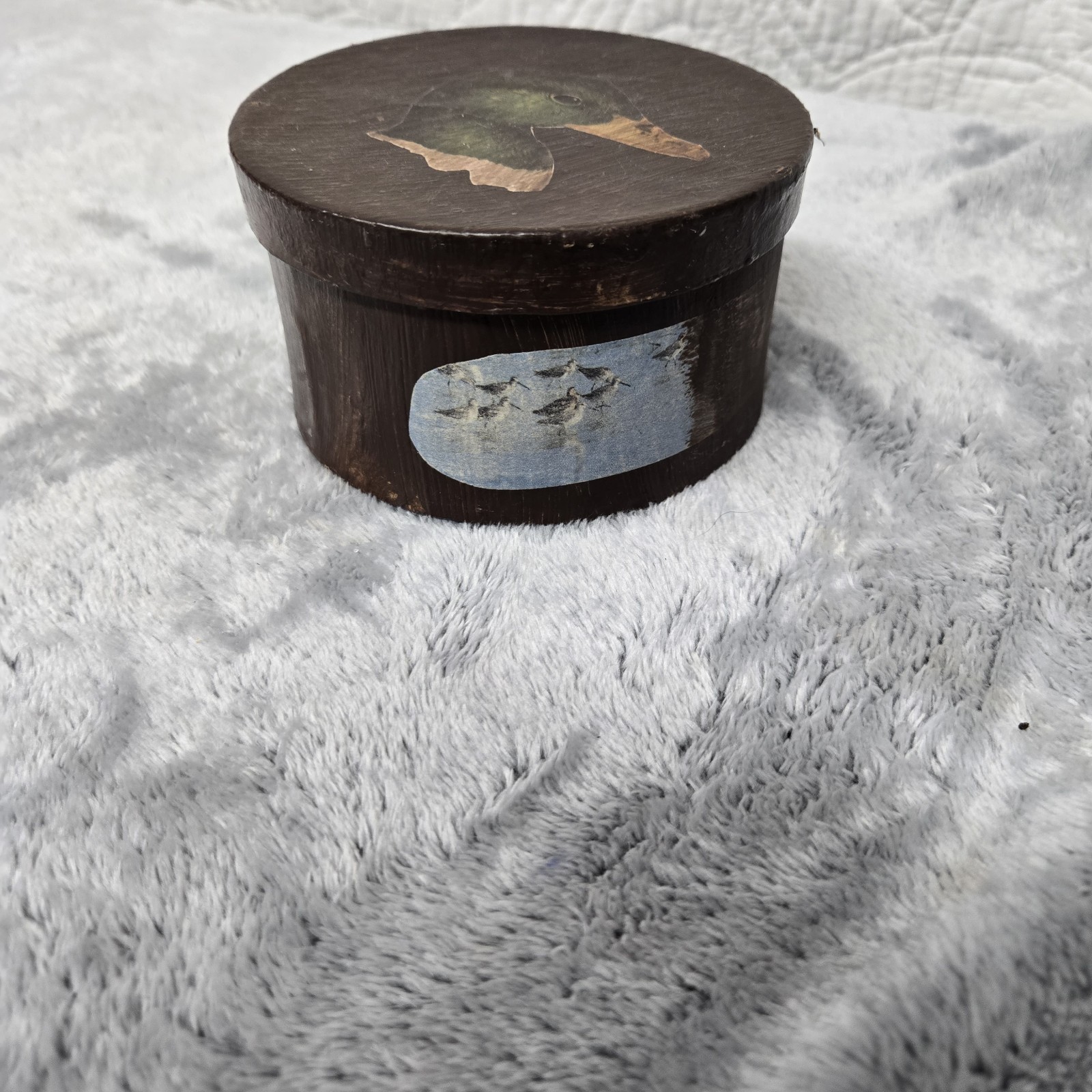 Vintage Hand-Painted Papier-mâché mache Shaker Box Colorful Mallard Duck. Vintage Hand-Painted Papier-mâché mache Shaker Box Colorful Mallard Duck.