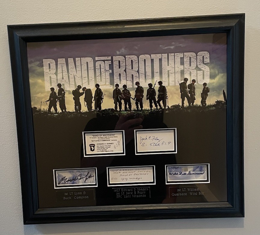 BAND OF BROTHERS VETERANS Signed 21x18 CM Framed Photo Display EASY COMPANY COA
