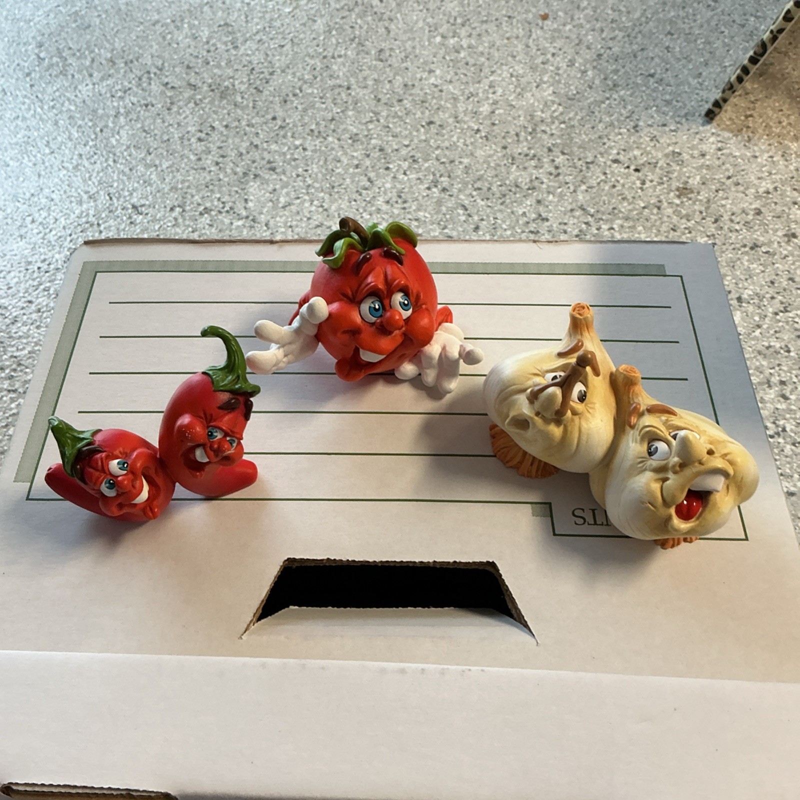 Gigglin Groceries - Jack Graham -Anthropomorphic fruit NEW Garlic Tomato Peppers Gigglin Groceries - Jack Graham -Anthropomorphic fruit NEW Garlic Tomato Peppers