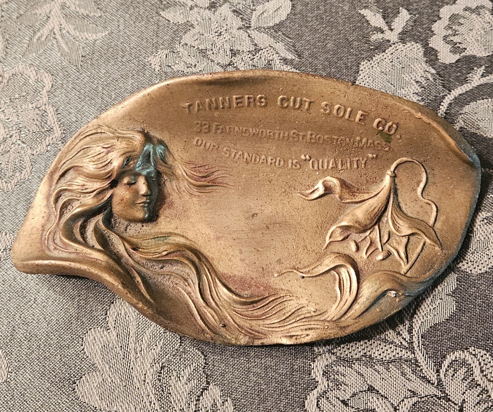 Vintage Art Nouveau bronze card receiver or change tray 1920'S Vintage Art Nouveau bronze card receiver or change tray 1920'S