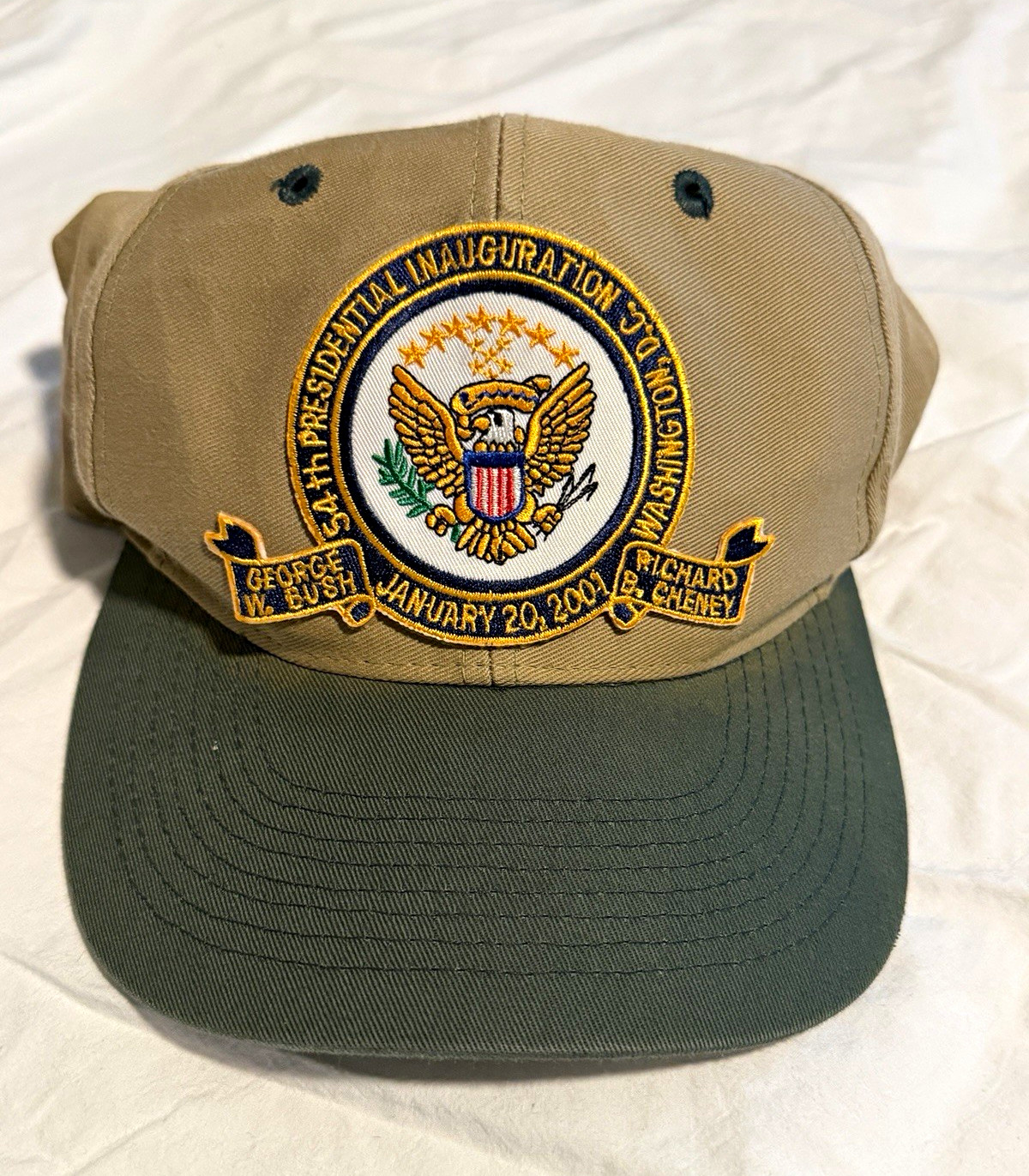 Vintage Y2K 2001 Two Tone George W. Bush 54th Presidential Inauguration Hat Vintage Y2K 2001 Two Tone George W. Bush 54th Presidential Inauguration Hat