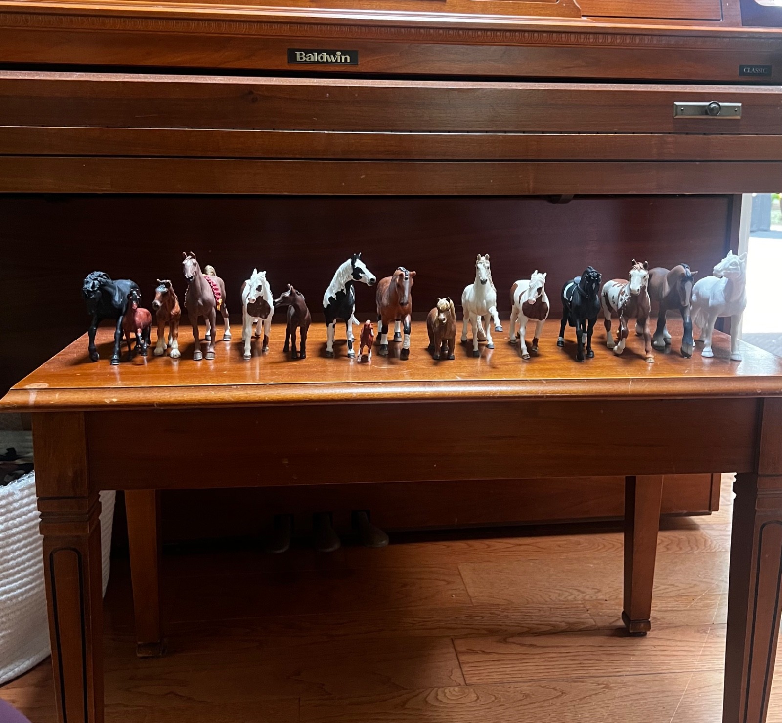 Lot of Used Schleich, Safari LTD & etc Mini Horse Models