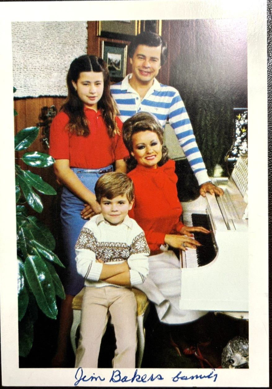 Tammy & Jim Bakker Family Signed Card