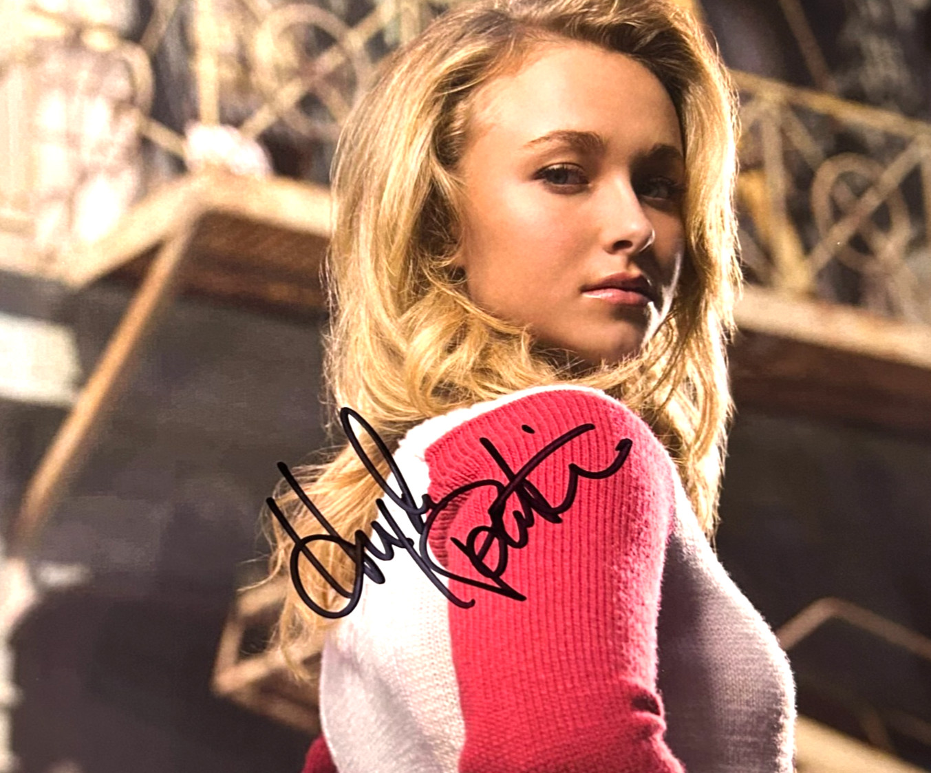 Hayden Panettiere Hand Signed Autograph 8x10 Photo With COA Hayden Panettiere Hand Signed Autograph 8x10 Photo With COA