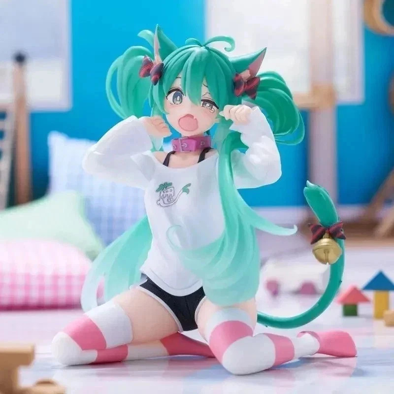 Hatsune Miku Desktop Cute figure with cat ears t shirt ver. TAITO 2024 NO BOX Hatsune Miku Desktop Cute figure with cat ears t shirt ver. TAITO 2024 NO BOX