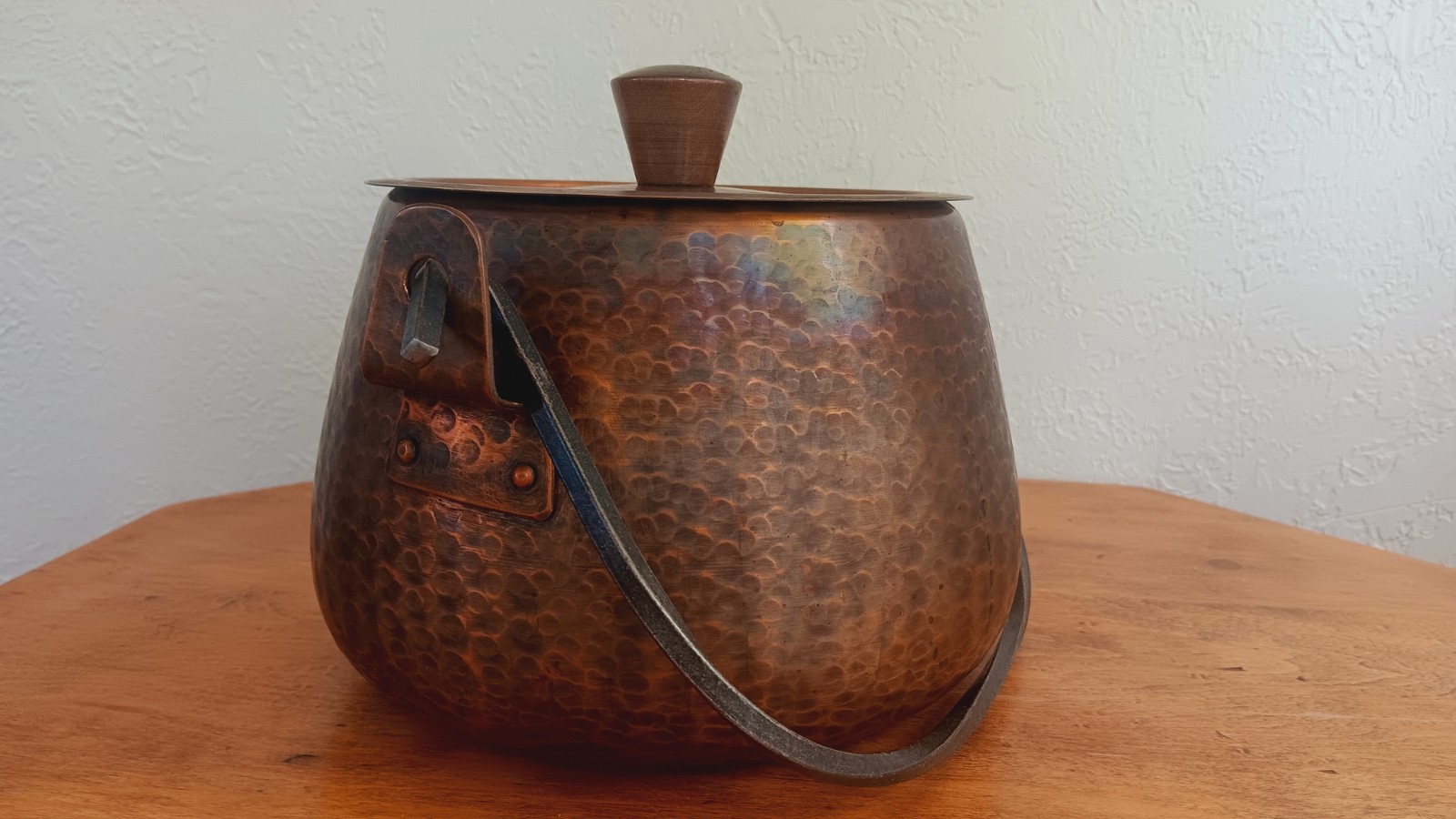 Vintage WALL Handarbeit Hammered Copper Pot Germany Tin Lined Lidded Kettle 