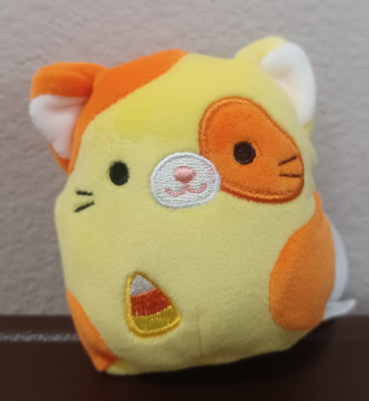 NWT 3 inch Isoceles the Cat Squishmallow Clip (HTF) NWT 3 inch Isoceles the Cat Squishmallow Clip (HTF)