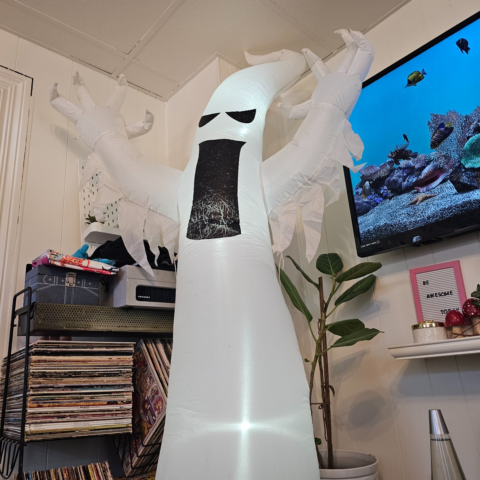 Halloween Yard Inflatable Ghost Ghoul 8ft Tall Lighted