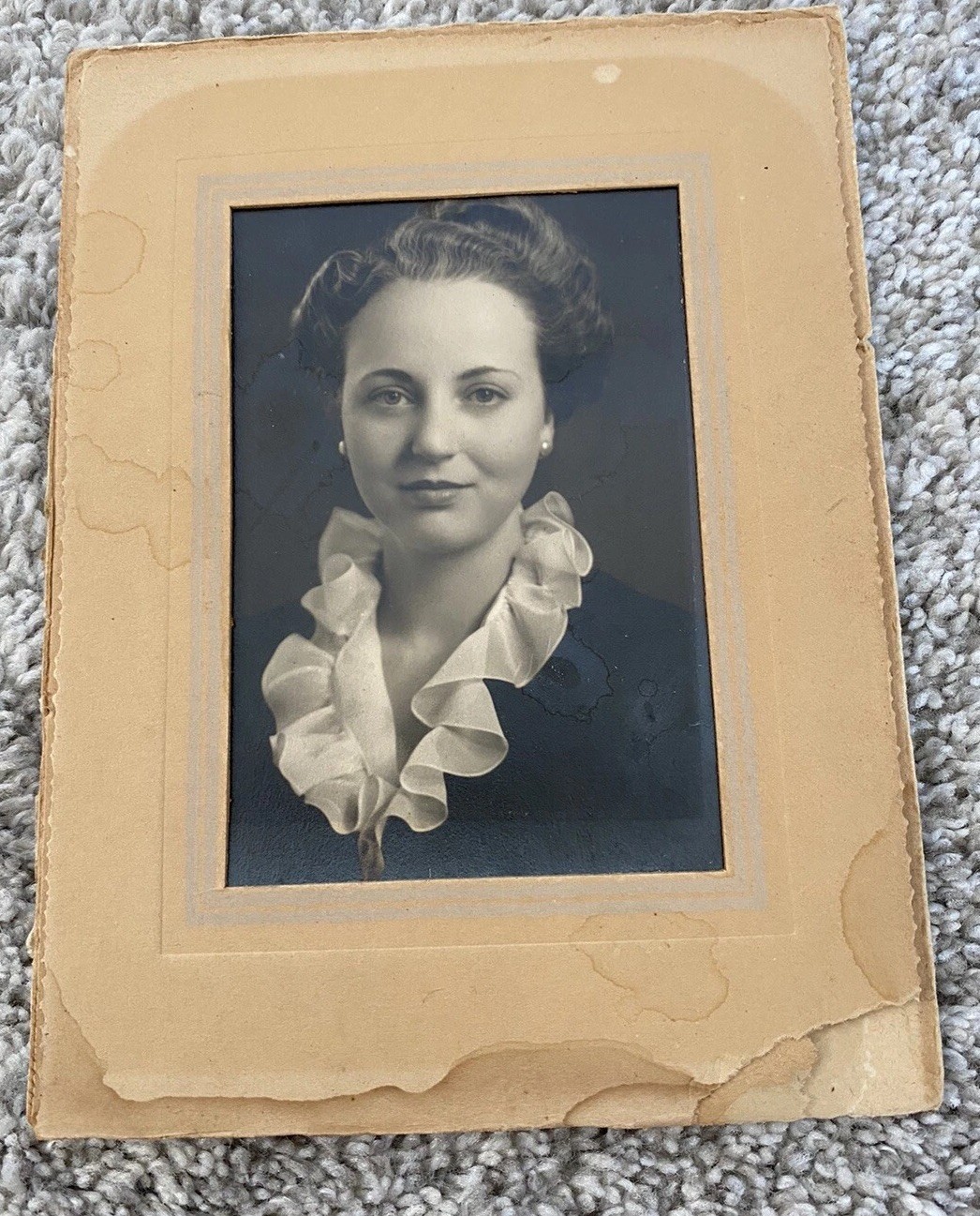 Vtg Victorian Photograph 1890s-1910s Era Beautiful Woman Regal Early 1900s