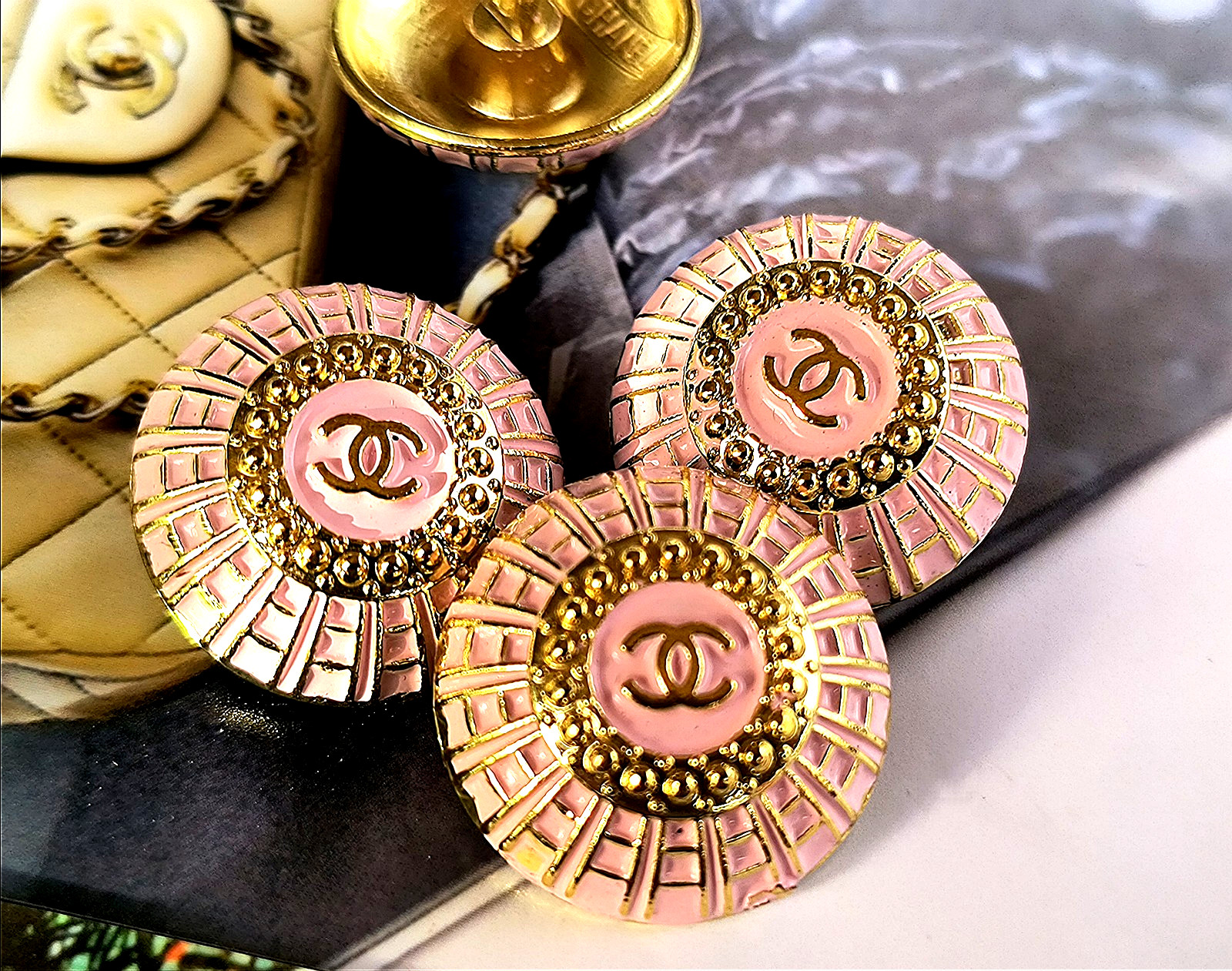 6 PCS Chanel CC Stamped Pink Gold CHANEL Logo Round Buttons 22mm Set of 6