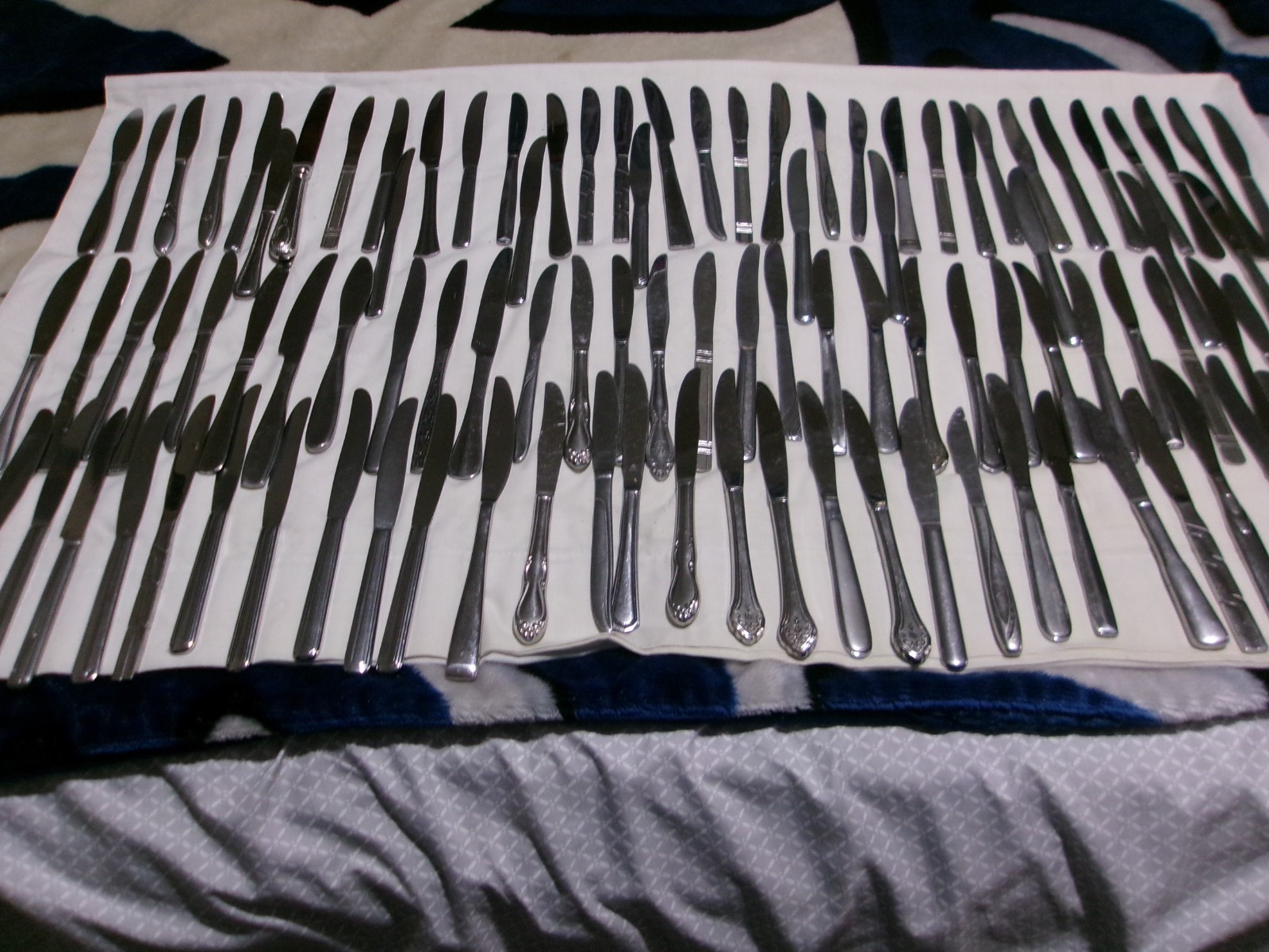 Vintage Lot of 100 Stainless Steel Butter Knives Assorted Styles & Brands