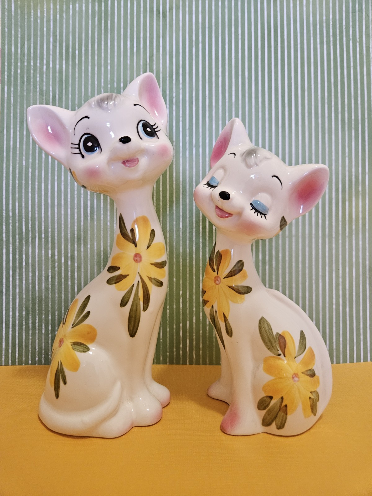 Pair of vintage mid-century long-necked ceramic Cats with Floral Motifs Pair of vintage mid-century long-necked ceramic Cats with Floral Motifs